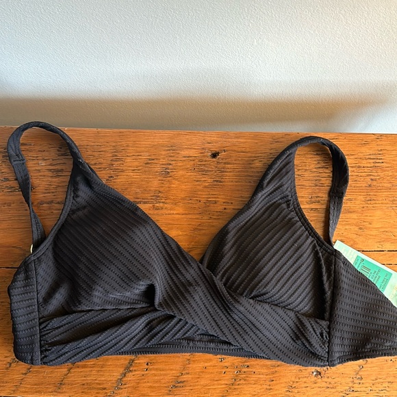 NWT Cross Front Bikini Top - Picture 3 of 5